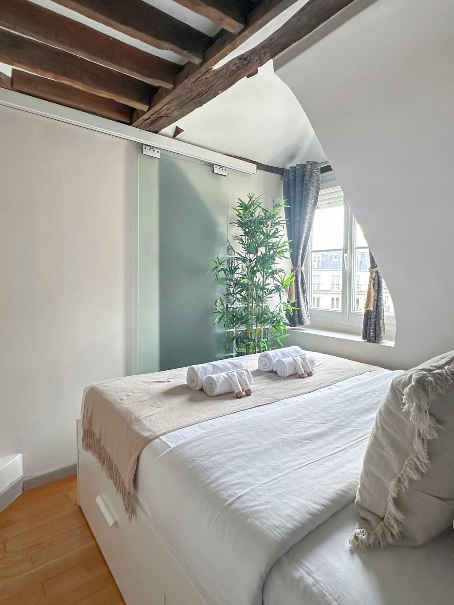 Beautiful Apartment Near Grands Boulevards Paris Luaran gambar